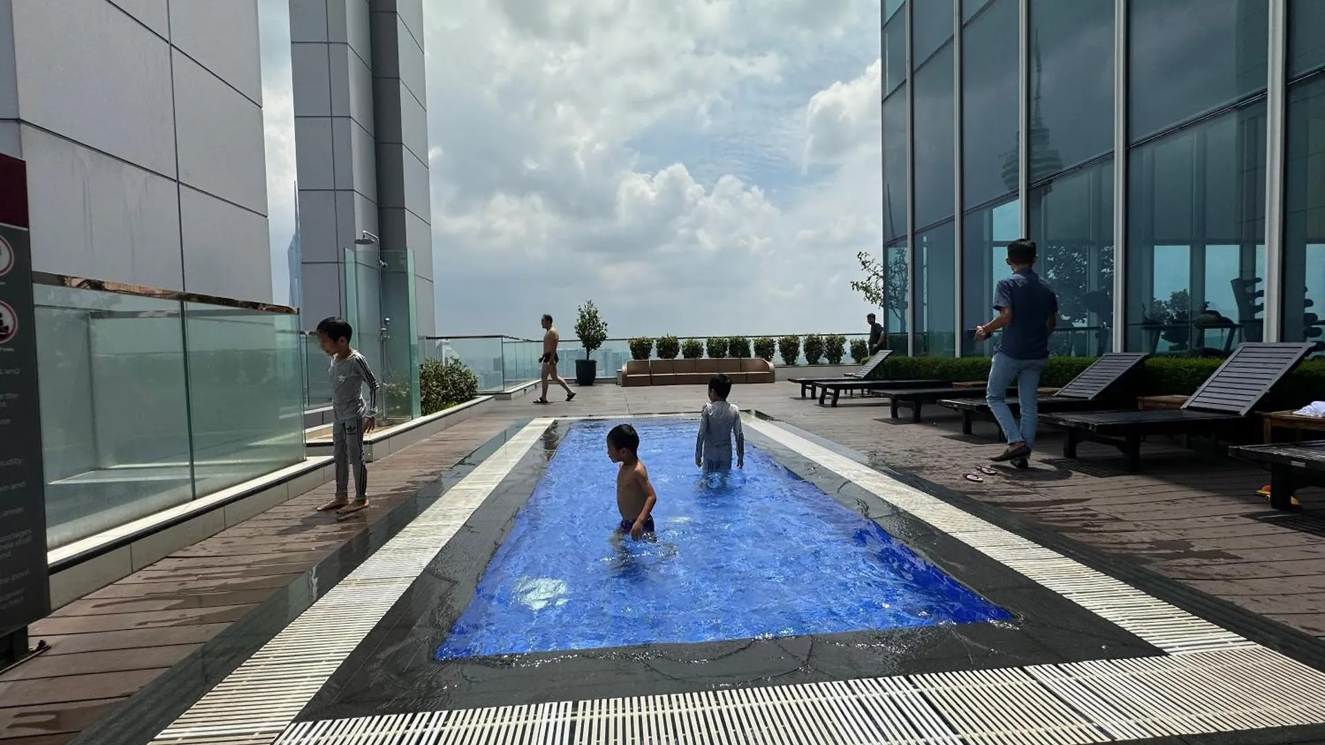 The Platinum Klcc By Victoria Home Kuala Lumpur